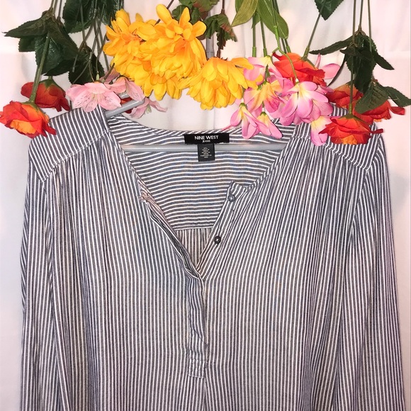 Nine West Tops - Nine West soft striped boho Henley top flowy